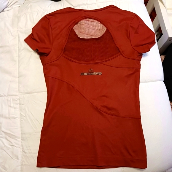*Adidas Stella McCartney Red Top - Picture 3 of 5
